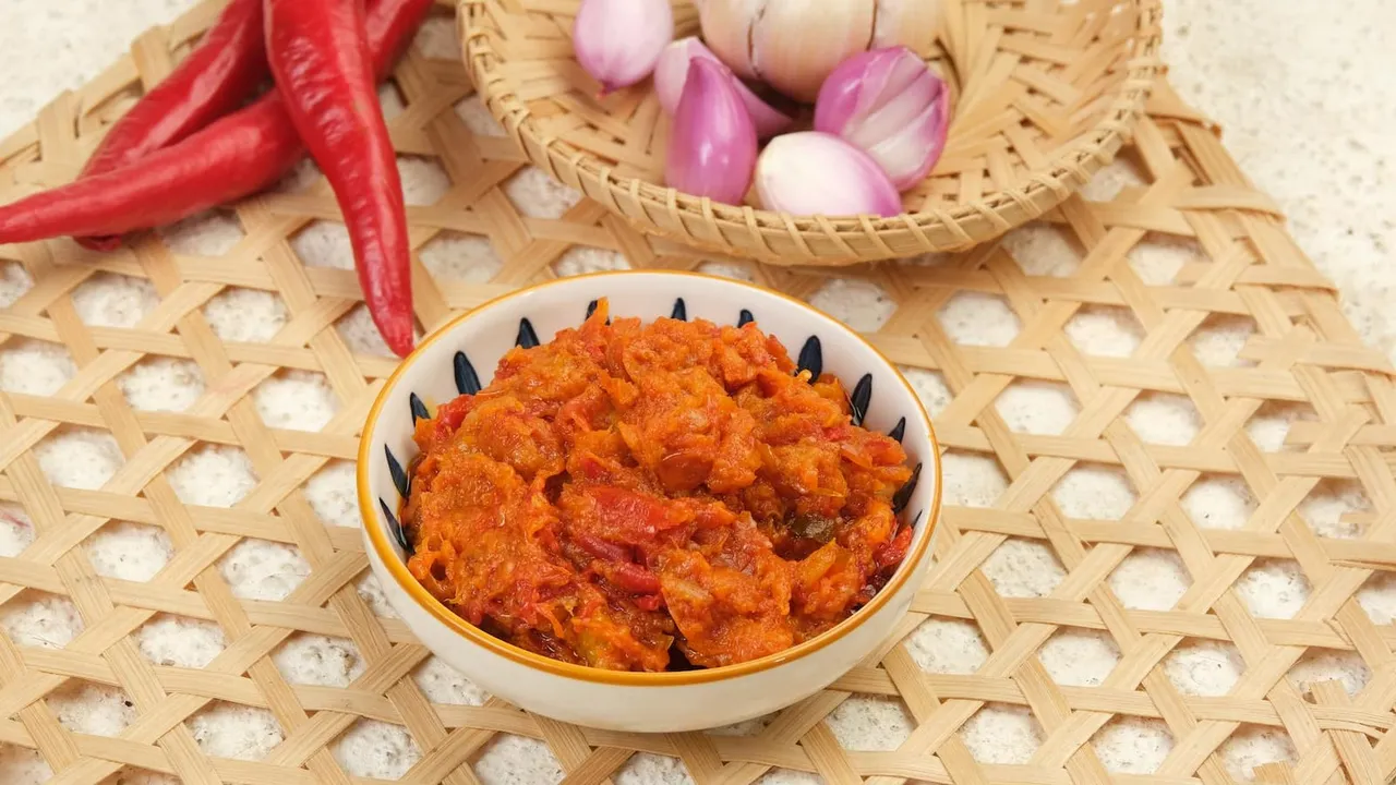 Tempoyak adalah fermentasi durian dari Palembang