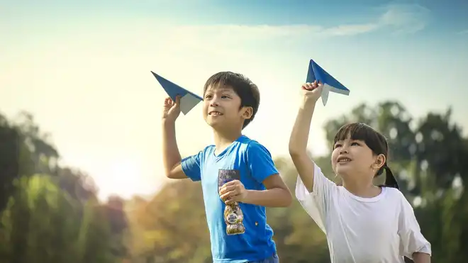 Pentingnya Minum Air Putih Bagi Kesehatan Anak