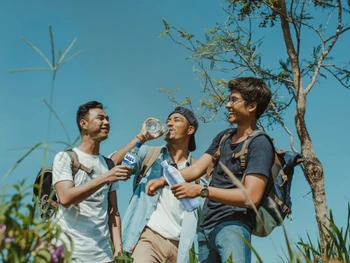 Inilah Keunggulan Air Minum dari Sumber Air Pegunungan