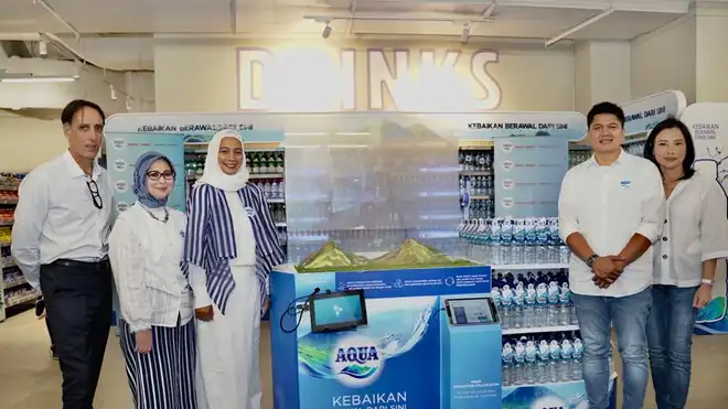 Danone-AQUA Hadirkan Pojok Hidrasi Sehat Bersama Farmers Market