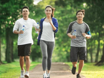 12 Warm-up Movements Before Sports and Their Benefits