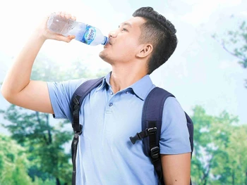 5 Tips Diet saat Liburan agar Berat Badan Tetap Terjaga