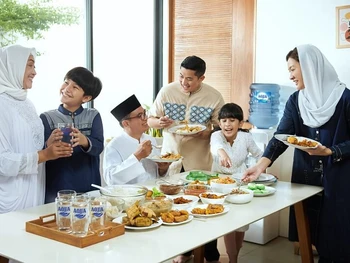 8 Tips Menjaga Berat Badan Saat Lebaran Agar Tetap Ideal