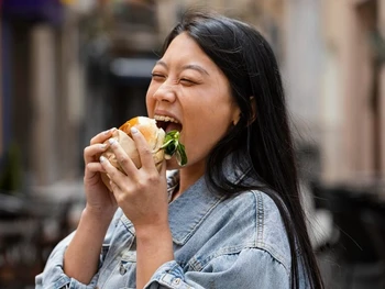 Cheating Day adalah: Manfaat & Aturan yang Benar