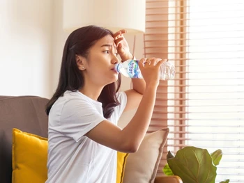 Cara Menghitung Takaran Minum Air Putih Sesuai Berat Badan