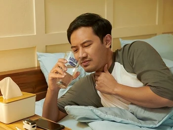 Manfaat Minum Air Putih saat Batuk, Benarkah Efektif?