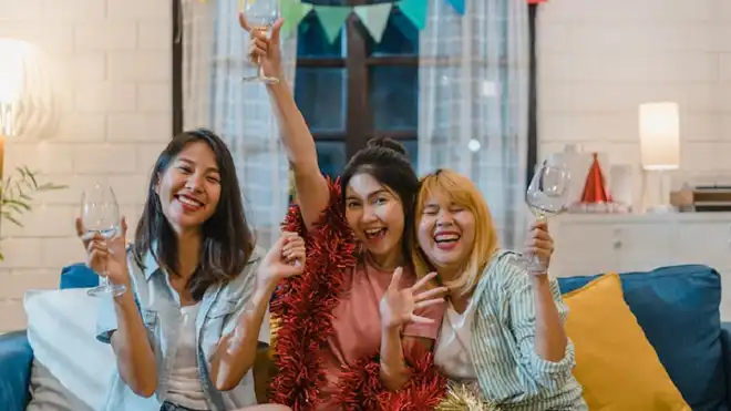 9 Permainan Seru untuk Menyambut Tahun Baru di Rumah