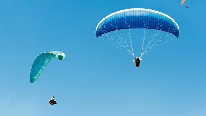 Selain Memacu Adrenalin, Ini Manfaat Olahraga Paralayang