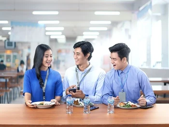 7 Tips Makan Sehat Saat Sibuk Kerja Seharian, Yuk Catat!