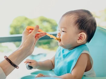 Apa itu MPASI? Ini Manfaat dan Aturan Pemberiannya!