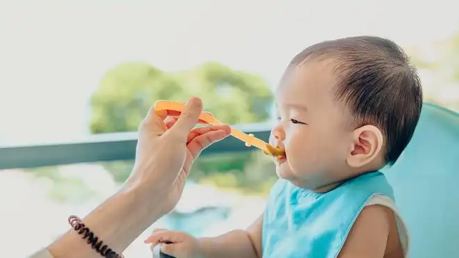 Apa itu MPASI? Ini Manfaat dan Aturan Pemberiannya!