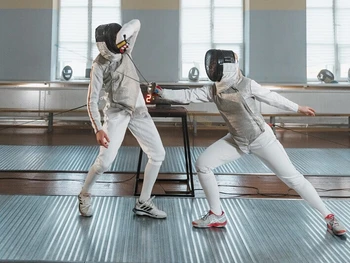 Apa itu Olahraga Anggar? Ini Sejarah dan Teknik Dasarnya