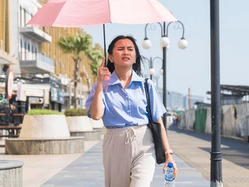 Ketahui Dampak Gelombang Panas bagi Kesehatan & Cara Hadapi