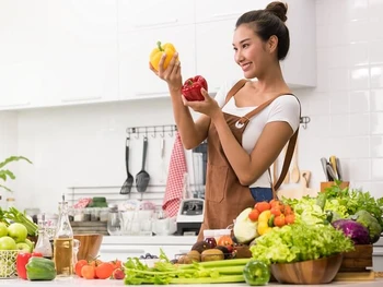 15+ Makanan yang Bagus untuk Kulit, Sehat dan Anti Kusam!