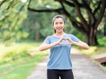 5 Manfaat Air Hangat untuk Jantung Berdebar dan Kesehatan