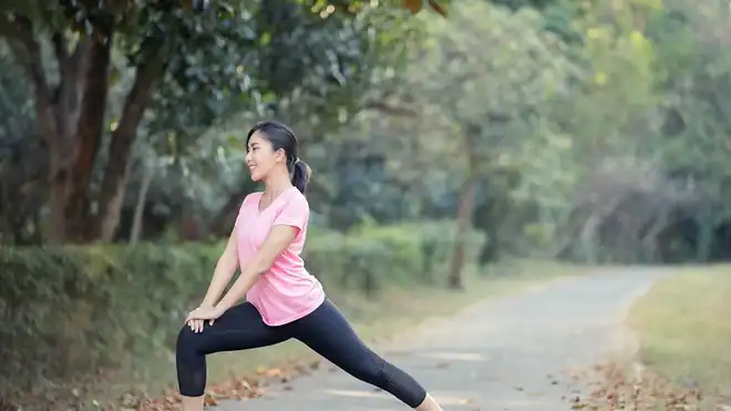 5 Manfaat Gerakan Lunges dan Cara Melakukannya!