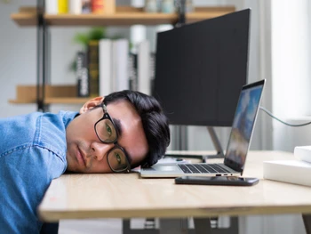 Procrastinate: Ciri, Penyebab, Jenis, dan Cara Mengatasinya