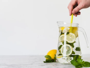 8 Cara Membuat Infused Water yang Mudah, Sehat, dan Enak!