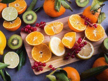 Ini 9 Buah Tinggi Vitamin C, Apa Saja? Bukan Cuma Jeruk!