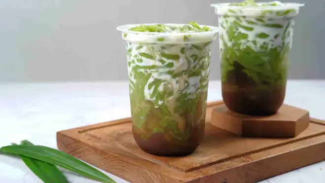 6 Rekomendasi Menu Es Buka Puasa, Segar dan Nikmat!