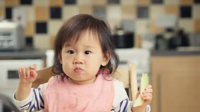 8 Rekomendasi Buah untuk Bayi 7 Bulan yang Aman dan Bergizi