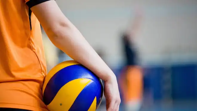 Cara Bermain Bola Voli, Teknik Dasar, dan Aturannya