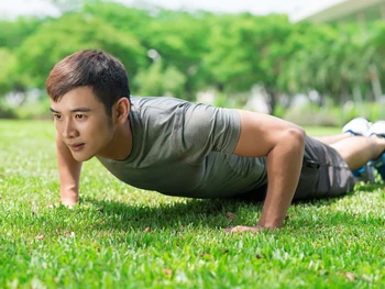 Cara Push Up yang Benar untuk Hasil Maksimal  Secara Tepat