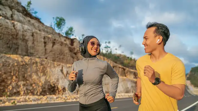 Jogging Sore Sebaiknya Dilakukan Jam Berapa? Simak di Sini!