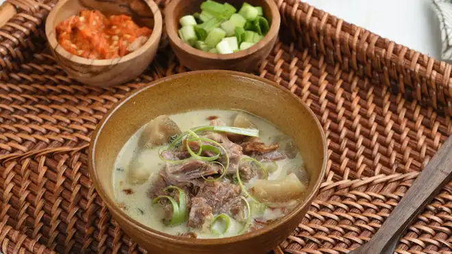 32 Makanan Khas Betawi Legendaris Wajib Coba