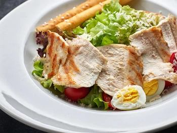 5 Daftar Makanan Rendah Serat, Bantu Lancarkan Pencernaan!