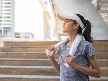 Fakta Mengenai Mandi Setelah Olahraga yang Perlu Anda Tahu