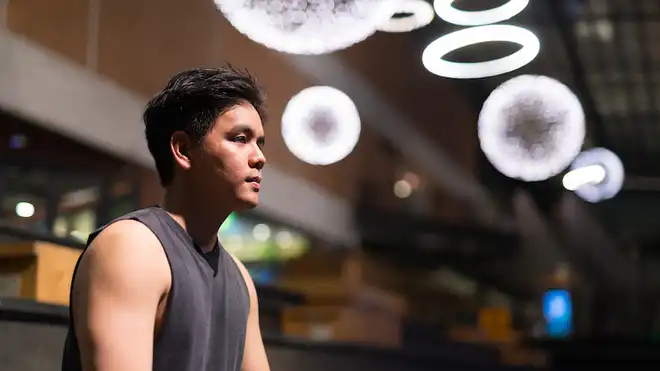 6 Manfaat Lari Malam Beserta Risiko dan Tips Melakukannya