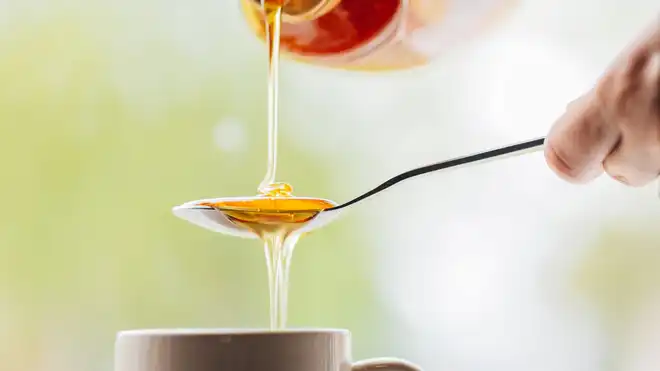 Minum Madu dengan Air Hangat, Apa Efeknya untuk Tubuh?