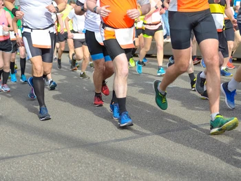 Jarak Lari Maraton Berapa KM? Ini Macam-Macam Kategorinya