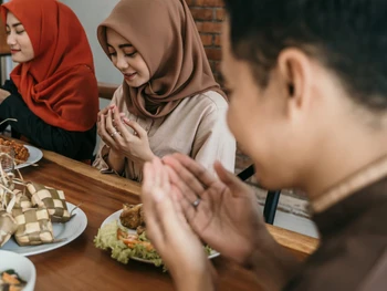 Mengenal Megengan, Tradisi Menyambut Bulan Puasa di Jawa