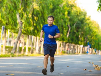 Mile Repeats: Kunci Kecepatan & Ketahanan Lari Jarak Jauh