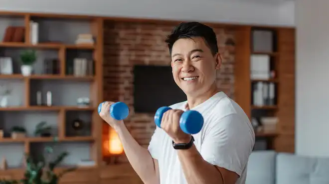 Bolehkah Minum Air Dingin setelah Olahraga? Ini Jawabannya!