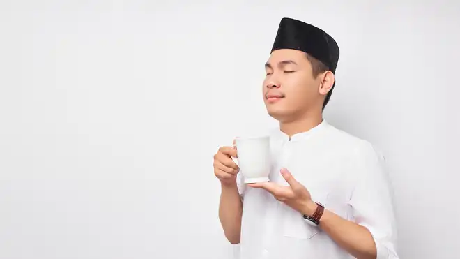 Rekomendasi Minuman Buka Puasa untuk Penderita Asam Lambung