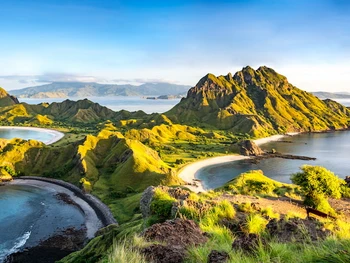 9 Rekomendasi Oleh-Oleh Khas Labuan Bajo, Unik dan Populer!