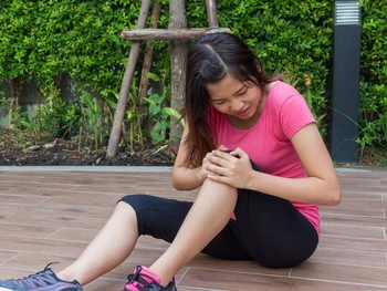 Ketahui Penyebab Sakit Lutut dan Cara Mengatasinya